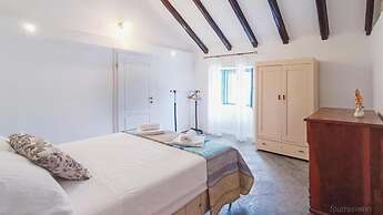 Didini Dvori in Kru evo