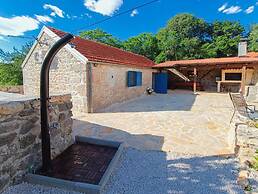 Didini Dvori in Kru evo