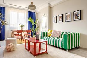 Vibrant Duplex With Terrace 2 min to Cevahir Mall