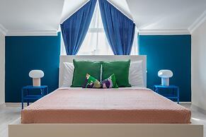 Vibrant Duplex With Terrace 2 min to Cevahir Mall