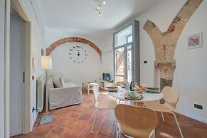 Il Nido Del Cigno Pied Dans L'eau