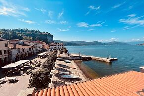 Aparthotel Arona