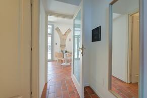 Il Nido Del Cigno Pied Dans L'eau