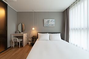 Le Collective Gangnam SAC ROIUM