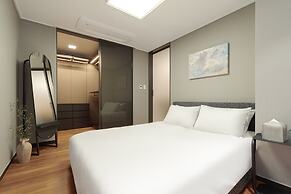 Le Collective Gangnam SAC ROIUM