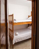 Room-hb1 Triple Room With Air Conditioni