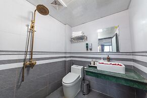 Central Sapa March Hotel