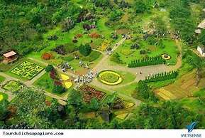 Central Sapa March Hotel