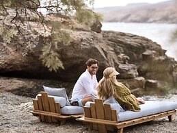 Semeli Coast Mykonos, Curio Collection by Hilton