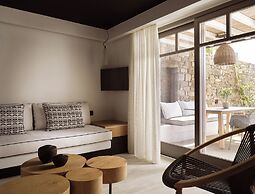 Semeli Coast Mykonos, Curio Collection by Hilton