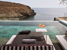 Semeli Coast Mykonos, Curio Collection by Hilton