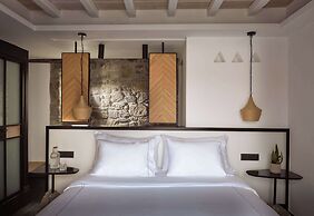 Semeli Coast Mykonos, Curio Collection by Hilton
