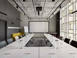 Ibis Kyiv Beresteiska