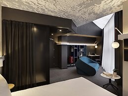 Ibis Kyiv Beresteiska