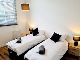 2-bed Apartment, Parking Including, Sleeps 4