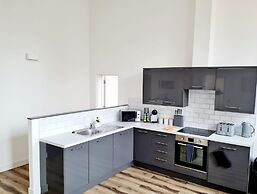 2-bed Apartment, Parking Including, Sleeps 4