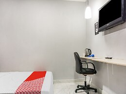 Collection O 91131 New V1 Hotel Near Stasiun Mangga Besar