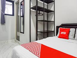 Collection O 91131 New V1 Hotel Near Stasiun Mangga Besar