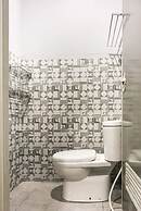 Collection O 91131 New V1 Hotel Near Stasiun Mangga Besar