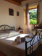 2 Floors House in Sinarades Near Beach