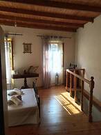 2 Floors House in Sinarades Near Beach