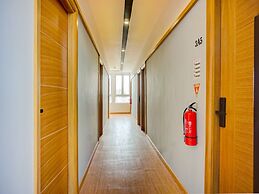 Super OYO 93064 Alhesa Residence