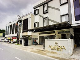 Super OYO 93064 Alhesa Residence