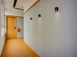 Super OYO 93064 Alhesa Residence