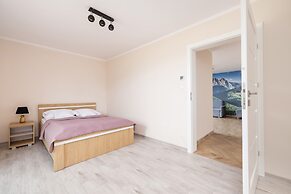 Salwatorianska28 for 5 People by Renters