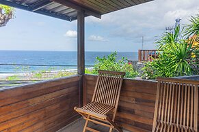 Manta Cottages with Sea View