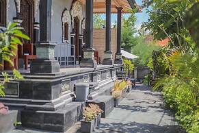 Manta Cottages with Sea View