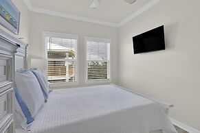 Spinnaker Pointe 3b 3 Bedroom Duplex by RedAwning