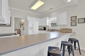 Spinnaker Pointe 3b 3 Bedroom Duplex by RedAwning