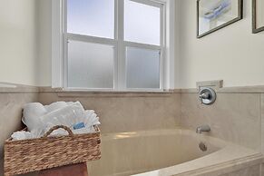 Spinnaker Pointe 3b 3 Bedroom Duplex by RedAwning