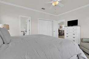 Spinnaker Pointe 3b 3 Bedroom Duplex by RedAwning