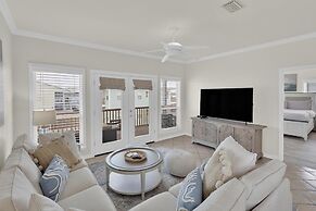 Spinnaker Pointe 3b 3 Bedroom Duplex by RedAwning