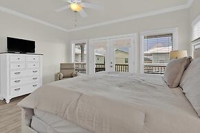 Spinnaker Pointe 3b 3 Bedroom Duplex by RedAwning