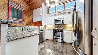 Snowcreek Iii #452 3 Bedroom Condo by RedAwning