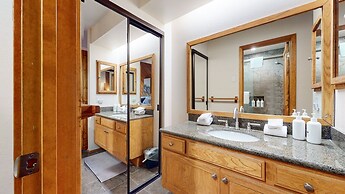 Snowcreek Iii #452 3 Bedroom Condo by RedAwning