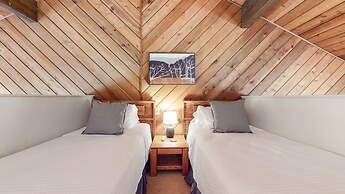 Snowcreek Iii #452 3 Bedroom Condo by RedAwning