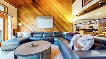 Snowcreek Iii #452 3 Bedroom Condo by RedAwning