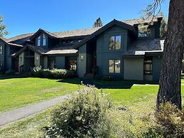 Snowcreek Iii #452 3 Bedroom Condo by RedAwning