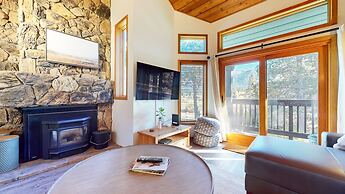 Snowcreek Iii #452 3 Bedroom Condo by RedAwning