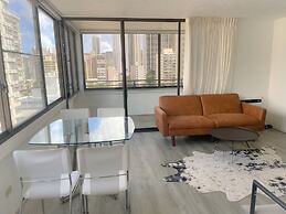 Chic Waikiki Skytower Apartment 1 Bedroom Condo by Redawning