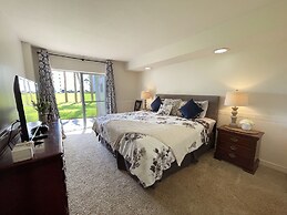 114 El Matador 1 Bedroom Condo by RedAwning