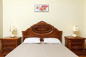 Annie's House by Corfuescapes