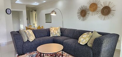 Instahomes by Tru - Villa