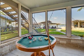 Beautiful Marble Falls Getaway on Lake Lbj!