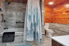 Spacious Mcminnville Vacation Home w/ Gas Grill!