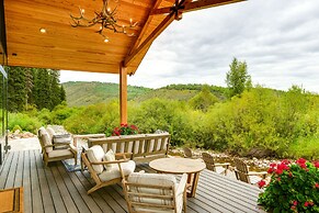 Modern Turnerville Cabin w/ Hot Tub & Scenic Views